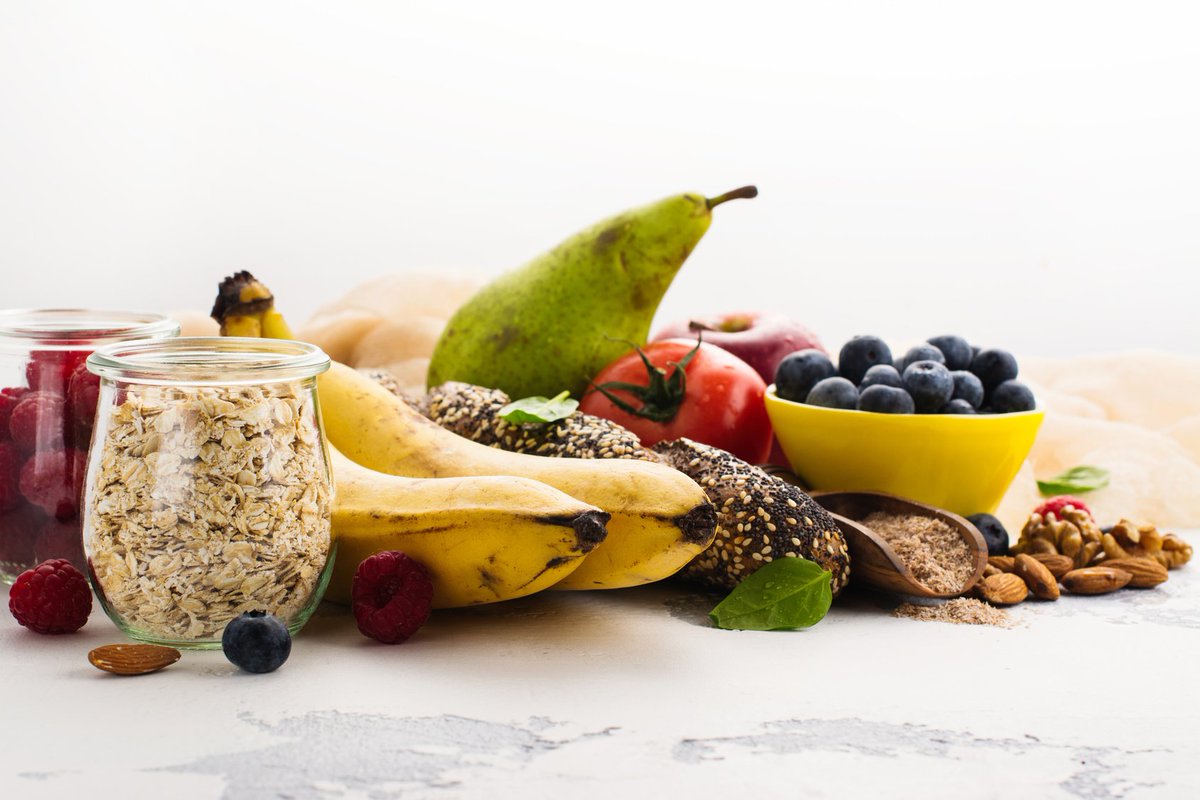 There are many reasons for bloating &amp; indigestion. <a href="/michellewbook/">Michelle W Book</a> gives tips to help at @livethesmartway expo! More ow.ly/G1Q430gsY0F