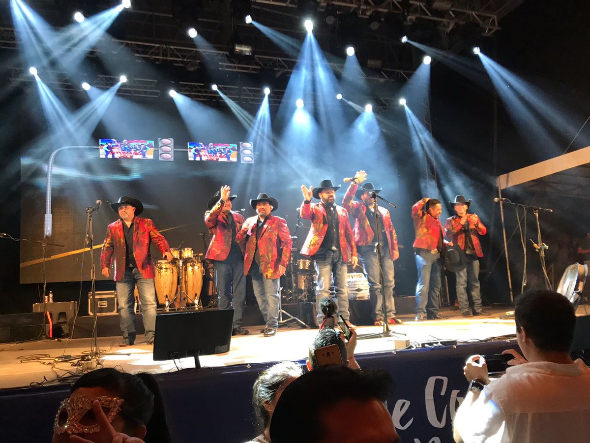 IT4sMx's tweet photo. Así se vivió la fiesta mas esperada del año de Comstor en Cisco Live! #CiscoLiveLA #WeAreCisco #GoAnywhereAnytime #IT4S https://t.co/0gkdd9nKEc