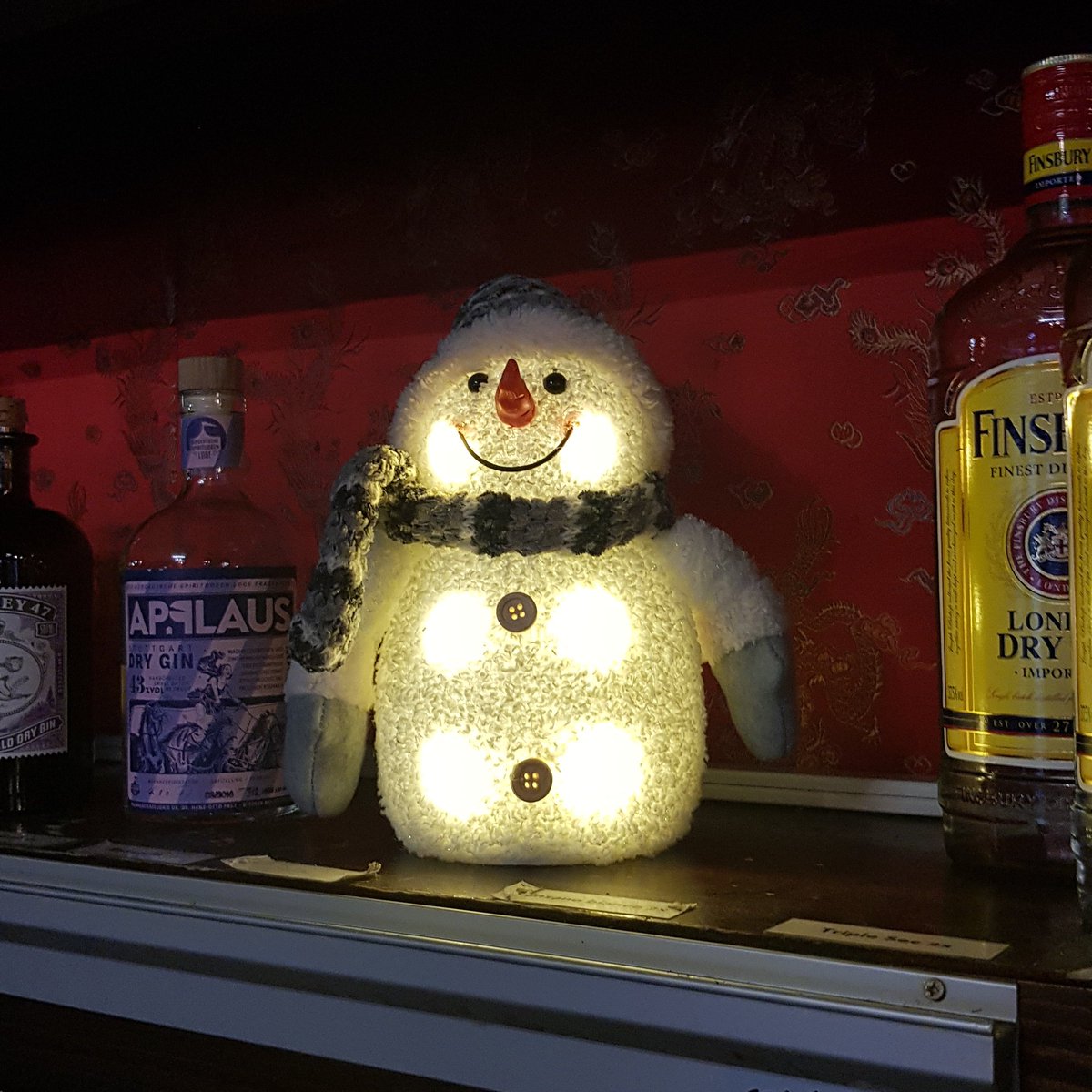 BuddhaLounge_RM's tweet photo. #weihnachtsdeko #deko #schneemann #0711 #0711stgcty #buddhalounge #stuttgart https://t.co/avVCLqPOzJ