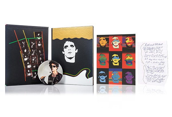 TheRealMickRock's tweet photo. The “Transformer” photography book is a collaboration between #MickRock and #LouReed. 2,000 limited edition copies are available now from @genesiseditions at https://t.co/MBWhBl8M7J
#transformerbook https://t.co/hNBsdHIYYz