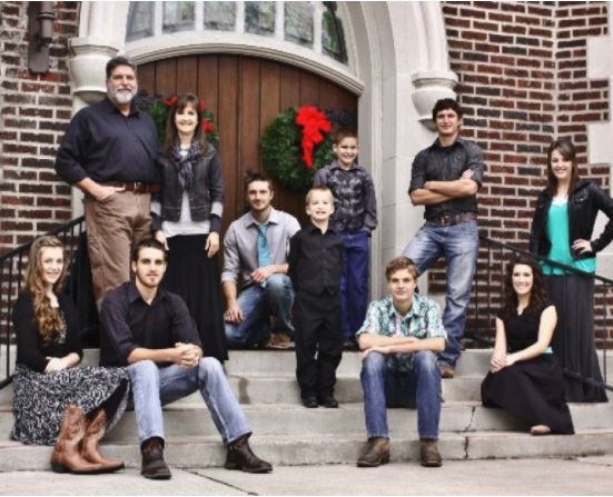 DavidNCil's tweet image. Clark Wilson needs our prayer. He is the father of nine children. Cancer is aggressively taking over his body. Doctors are giving him 2 months to live unless a miracle takes place. Would you join us in praying for their whole family during this difficult time? #prayerhaspower