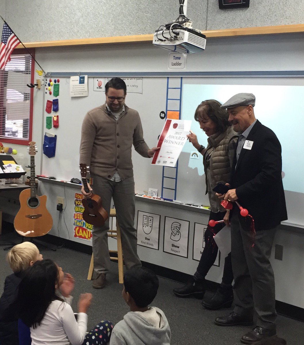 hilaryvalente's tweet photo. Car 3's first stop ..... Uke's in school #grantstoeducators https://t.co/LtGMil6KLb