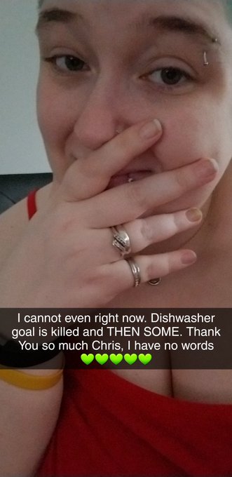 I'M GETTING A DISHWASHER!!!!! https://t.co/7fFYnKDKut