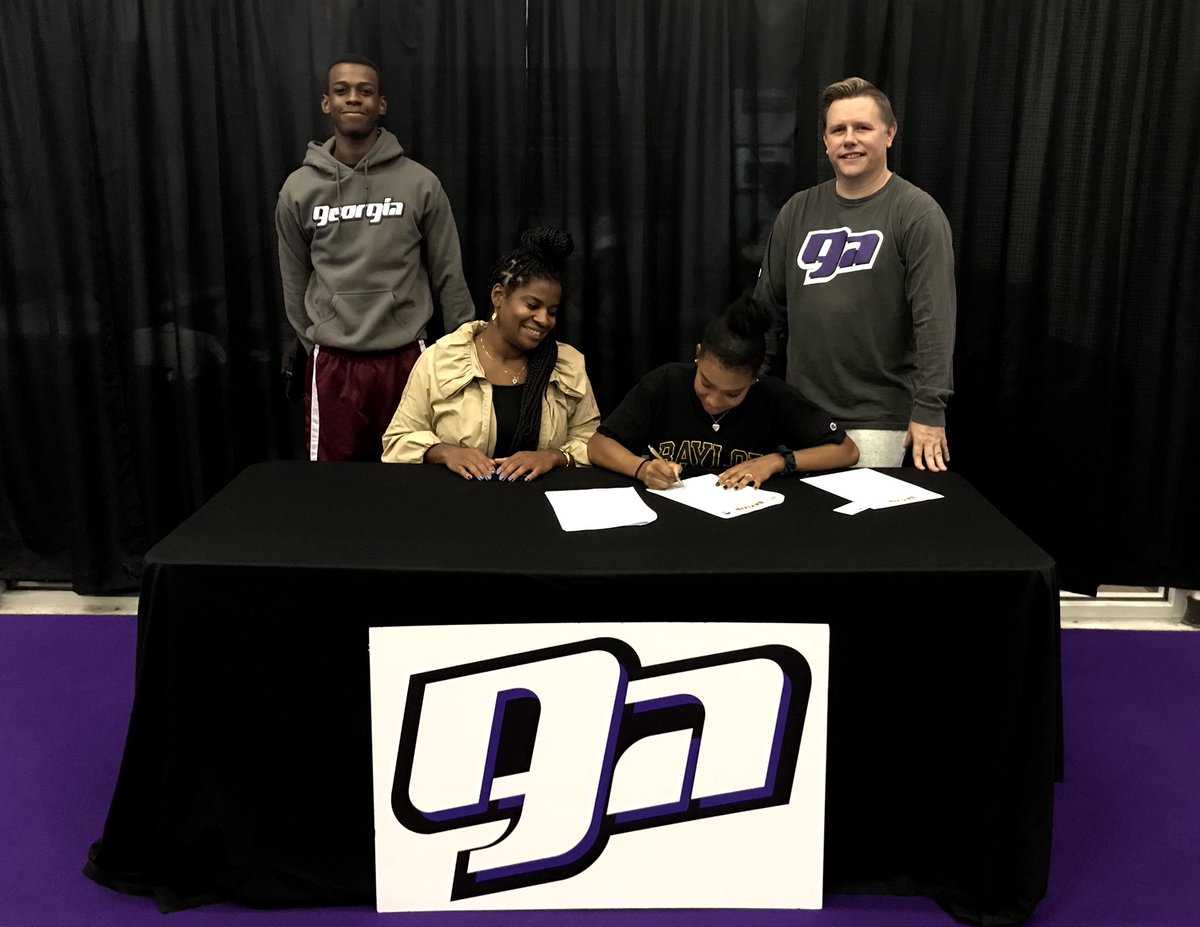 georgiaallstars's tweet photo. CONGRATULATIONS to our very own @jailawilliamsss for signing with @BaylorAcroTumb.  We are so proud of you and can’t wait to see this next chapter in your life!! #futurelooksbright #gobears 🐻💚💛#gauknow #year27 #collegeplacement 🖤💜 https://t.co/Gn6oiofAwR