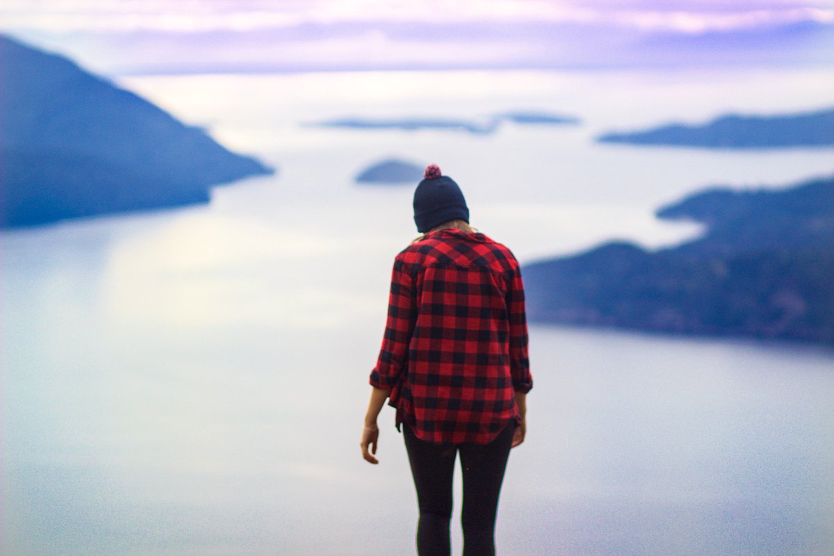 Spencyre's tweet photo. PNW adventure addict. 🏔️ #tunnelbluffs #squamish #vancouver #lionsbay #hiking #pnw https://t.co/nvqycX5NVc
