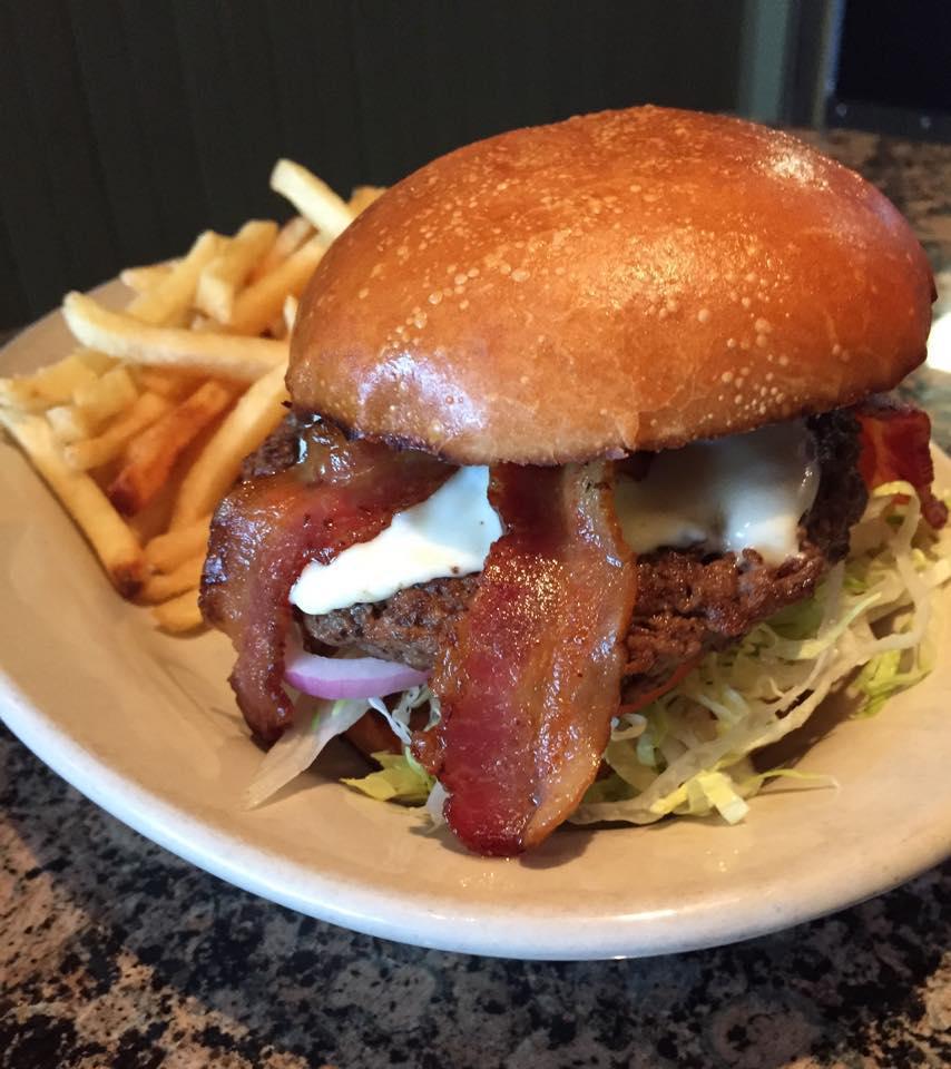LaVillaRoma's tweet photo. Thursday Burger Day..All Burgers $6.99 Thank you for best of Loudoun #BOL2017 " https://t.co/ymLetcXU2S