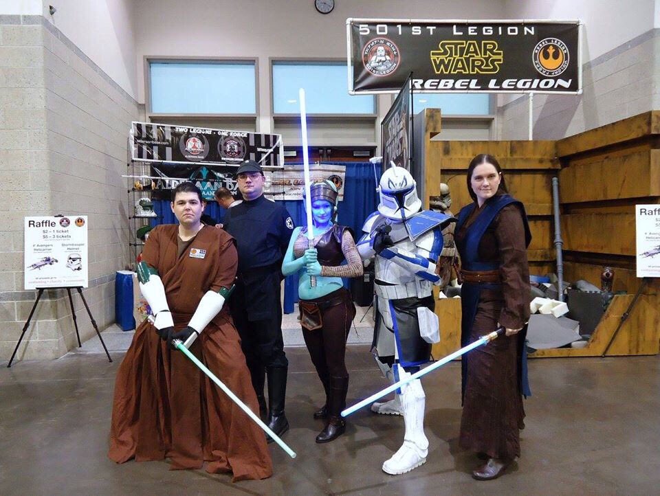 alderaanbase's tweet photo. This weekend is Rhode Island Comic Con! Today’s #throwbackthursfay is From RICC 2014! We hope to see you all there this weekend! https://t.co/HzebIo7rof