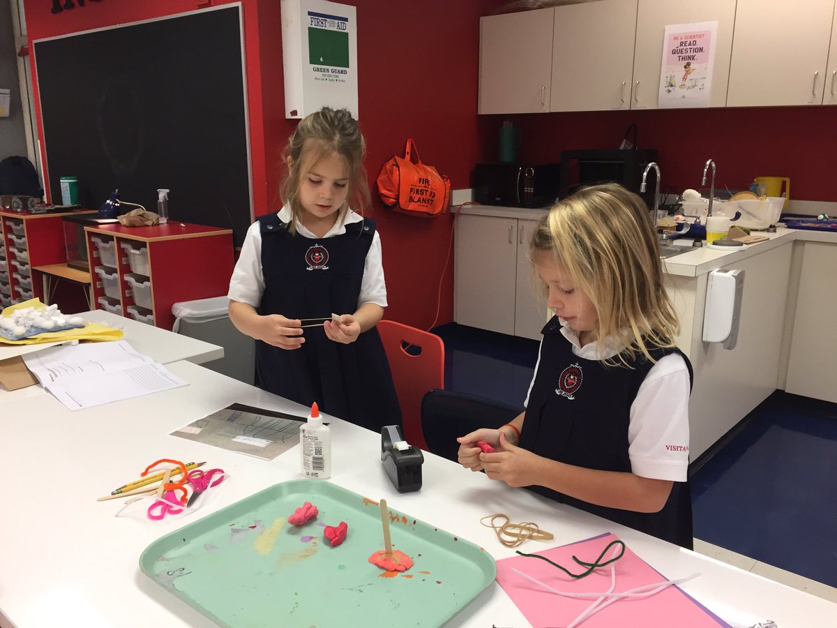 ncooper_edu's tweet photo. Can you build a playground that will protect you from the ☀️ 's heat and harmful rays? #PLTW #PLTWMO #WeAreVizLS https://t.co/r0CPtXfu16