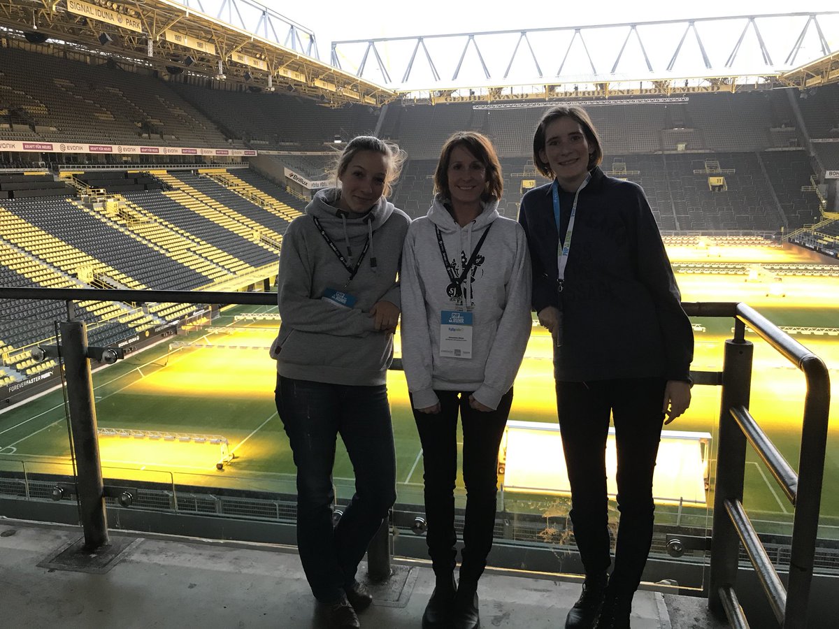 QOSSMIC's tweet image. Bisschen Kulturprogramm bei der #phpruhr17