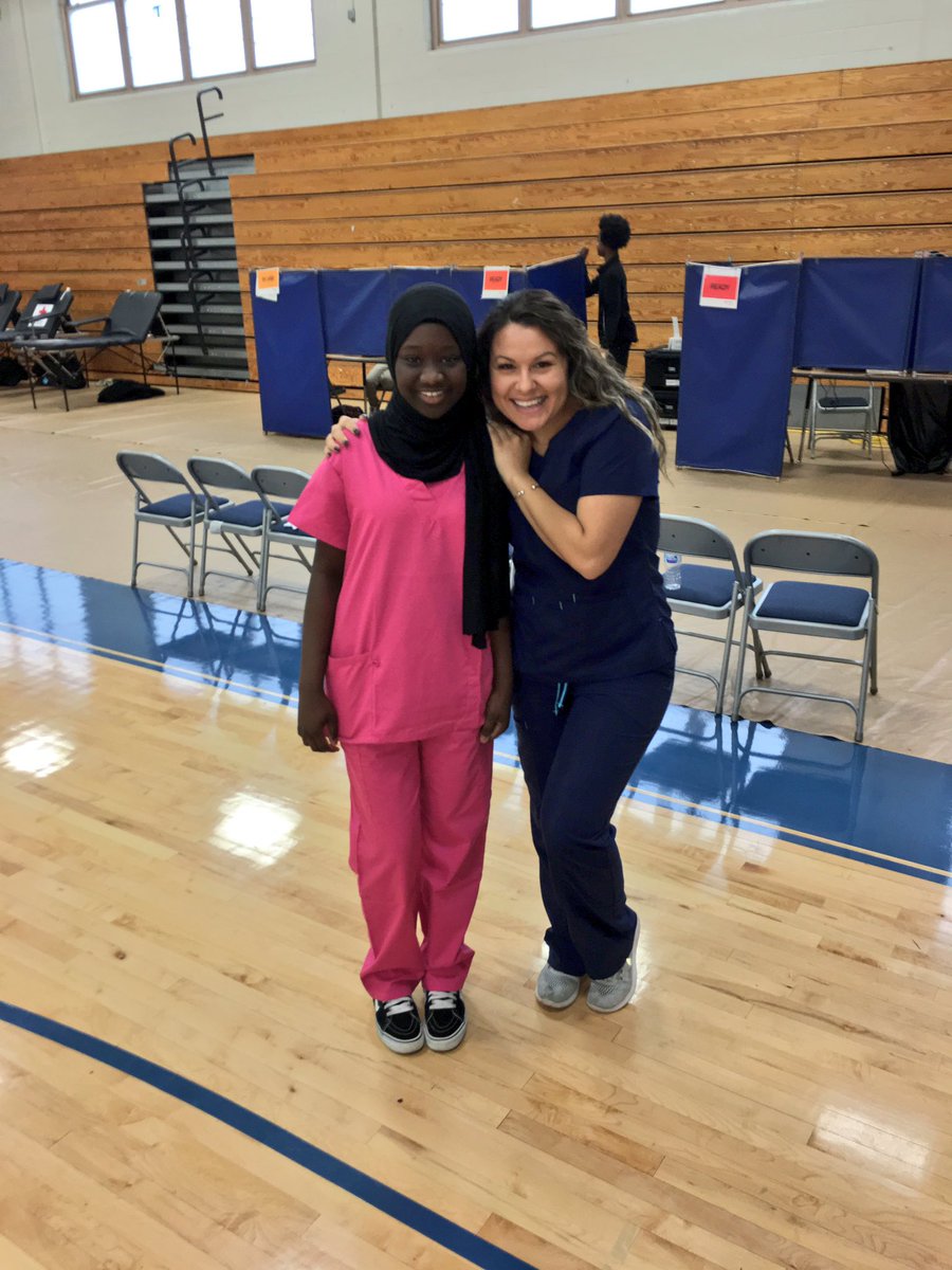 APSSportsMed's tweet photo. We have some fabulous HOSA students here @APSWashington ! We are So thankful for your help and donation faculty, staff and students! https://t.co/hsnngAwO7k