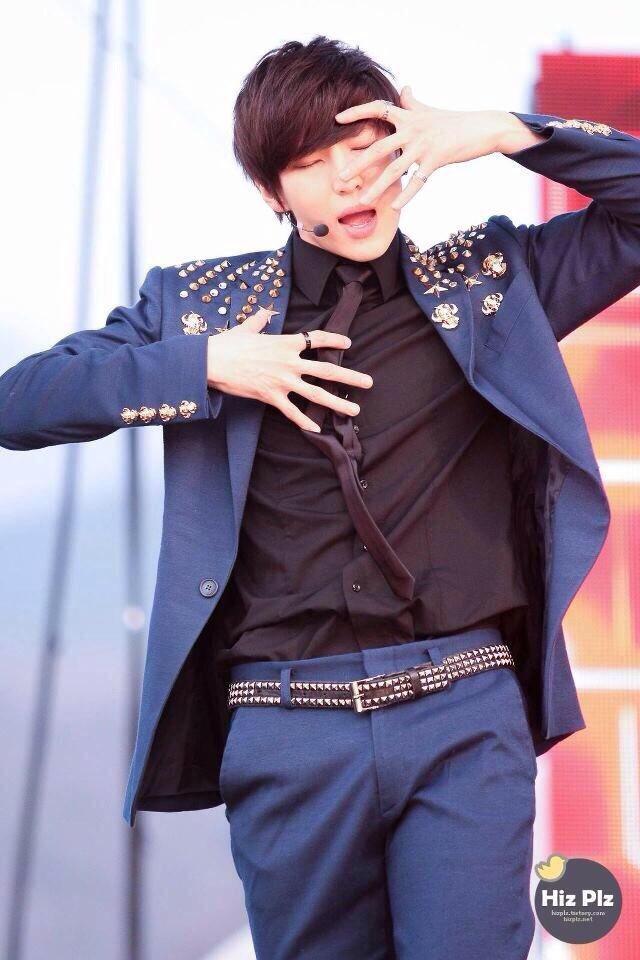oo_shoco's tweet photo. #HAPPYLEODAY 
#HAPPYLEODAY 
#HAPPYLEODAY 
#HAPPYLEODAY 
 
やっぱりこの日のレオが本当にかっこいいです😇 https://t.co/zoocz3xmrW