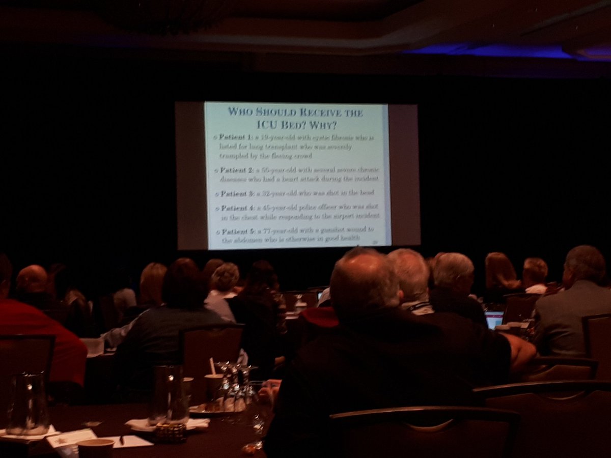 andrewmoull's tweet photo. Excellent and challenging ethics conversation. Who should get the ICU bed? What's your reasoning? #AHEPP2017 https://t.co/Hx4R6gkNRL