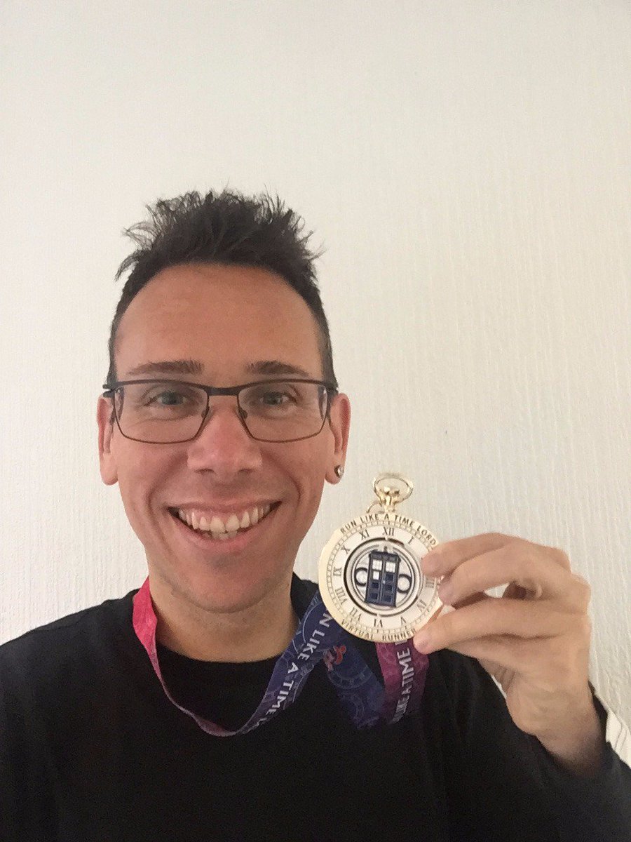 altrinchamhq's tweet photo. My 1st ever medal for running

"Run Like A Timelord" - a virtual run from @VirtualRunnerUK 

As positions stand i'm 16th out of 1076 runners

Never thought i'd be in the Top 1% of runners

Happy

#runchat #runr #fitfam https://t.co/pfwPG3euqy