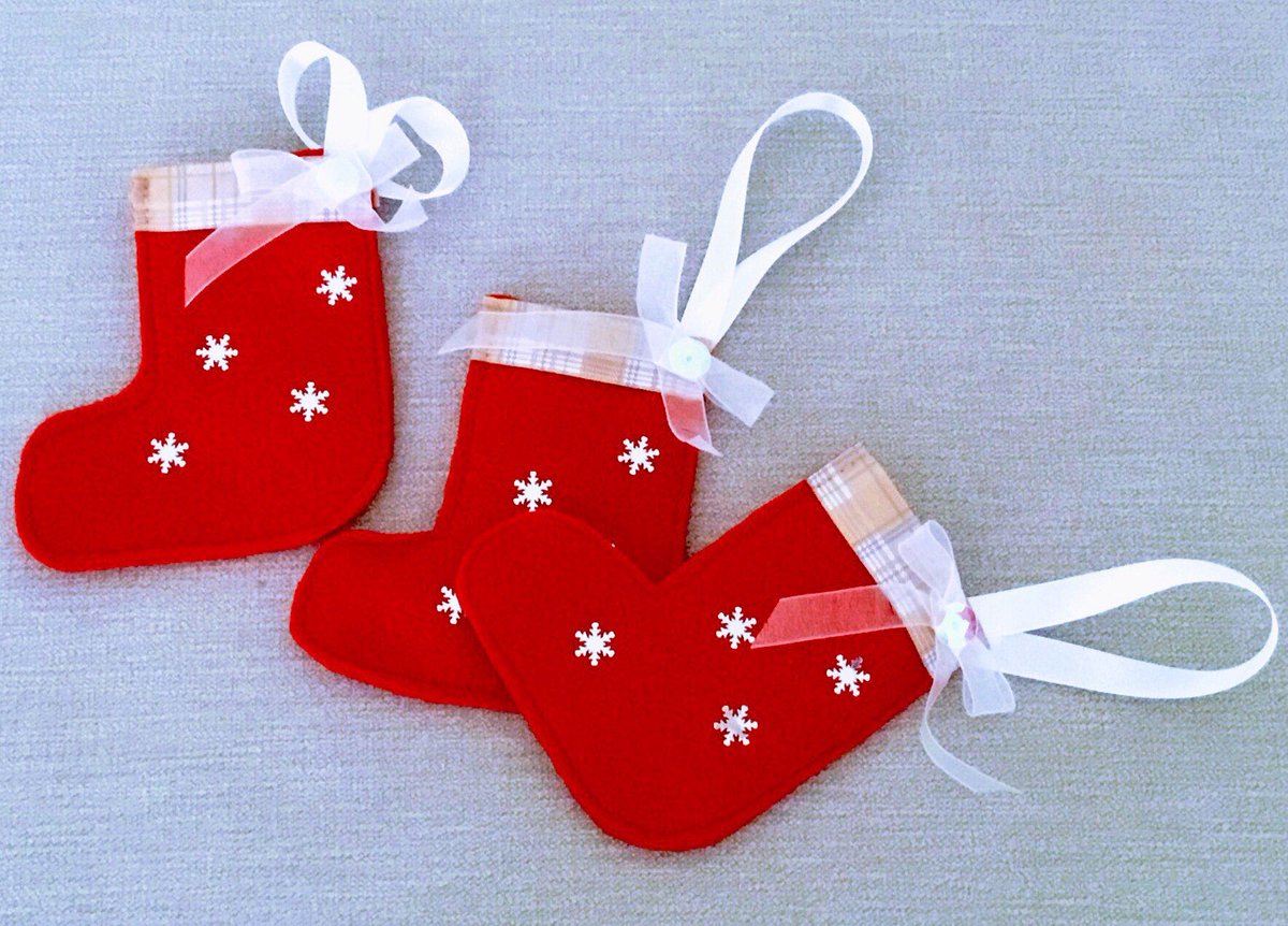 Onlyathomegem3's tweet photo. My latest addition to my #etsy shop: Christmas Tree Stocking Decorations #Christmas  #felt stocking decor https://t.co/SkrQASMDY7 https://t.co/Vttrf1tocX