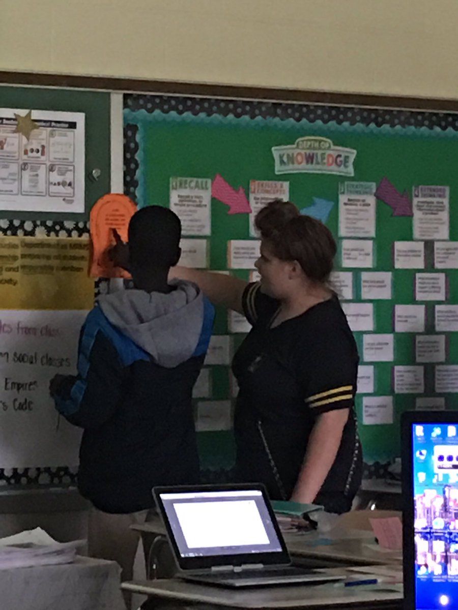 MRMSlions's tweet photo. @MRMSlions Investigating the Hammurabi Code w @jlaatsch18. @willbateszone3 @CbyersChristina https://t.co/NETtHuX7im