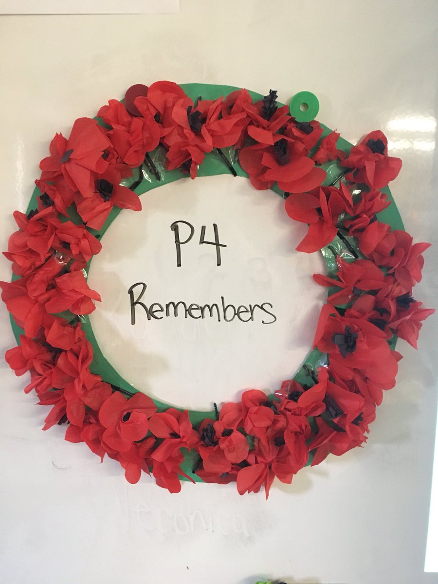 SpiceyArts's tweet photo. Our wreath is ready to for our #RemembranceDay2017 assembly. Grade 6’s will be singing “In Flanders Fields” 🎵🎶@chawrdsb https://t.co/A6ESEumdfB