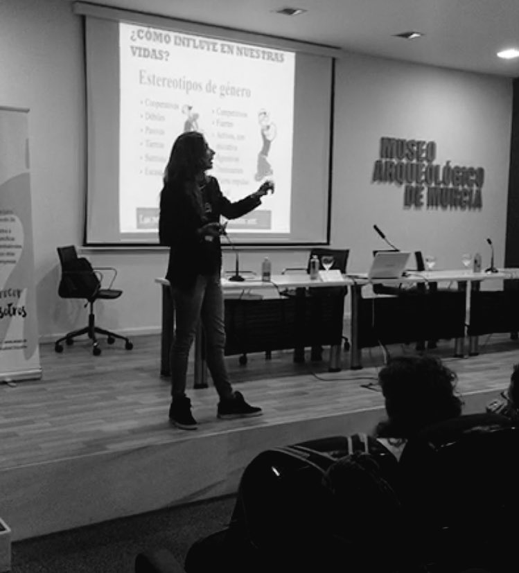 ASSEX_'s tweet photo. Esta mañana hemos tenido a @MariaSexologa en su ponencia sobre “El género como cuestión fluida”, y esta tarde seguimos con @Borjaguez y @NuriaSexologa en el #museoarqueologicomurciano #jornadascontralaviolenciadegenero #jornadascontralaviolenciadegeneroassex https://t.co/Tr9IM227x4