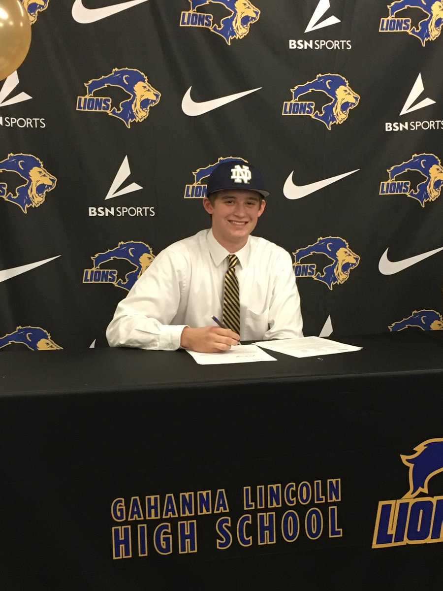 GahannaBaseball's tweet photo. Here’s a few more photos from last nights NLI signing party. So excited for Jon, Mitch and their families. #glhsbaseball https://t.co/HnI20ieduD