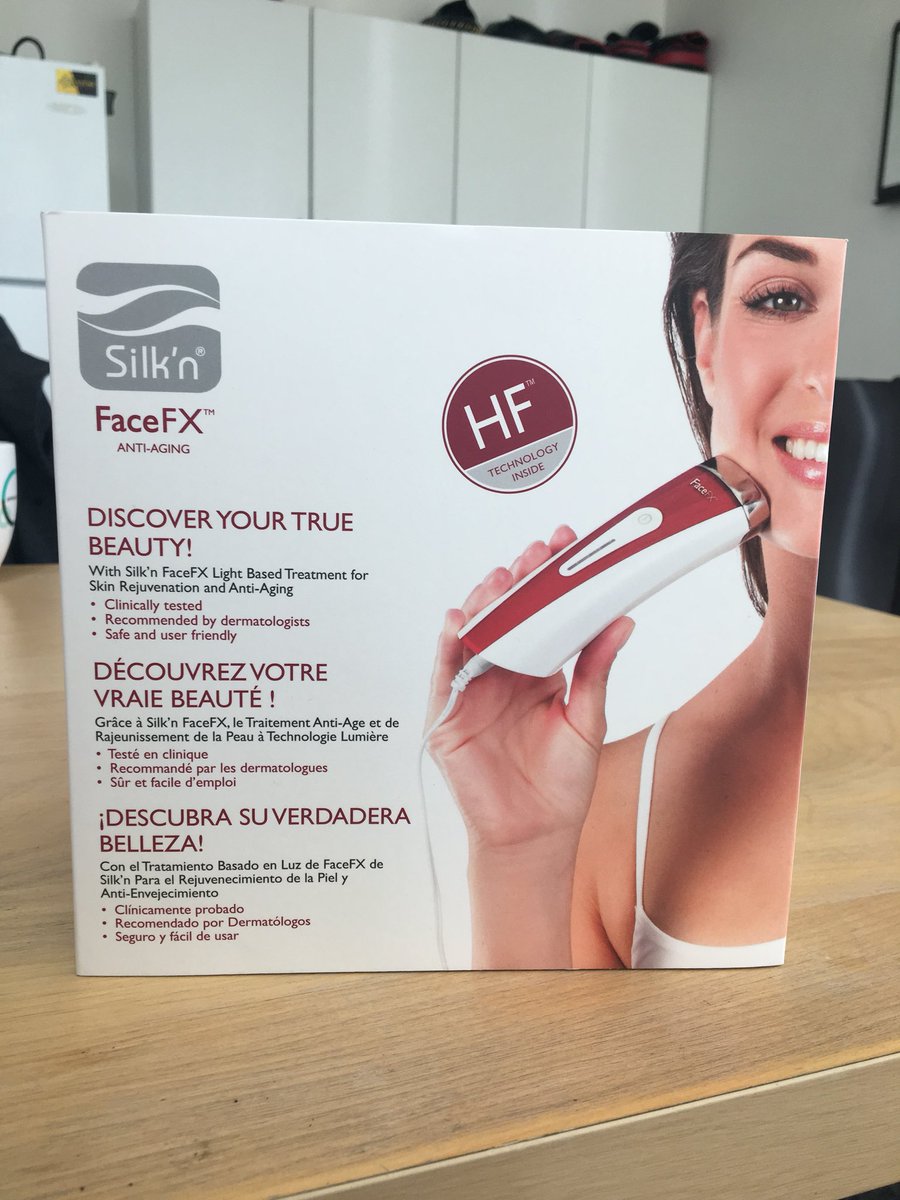 CanadianLife13's tweet photo. So excited to try the FaceFX from @SilknSolution 🎉💕 #mysilknsolution #antiaging https://t.co/c97XrWsuws