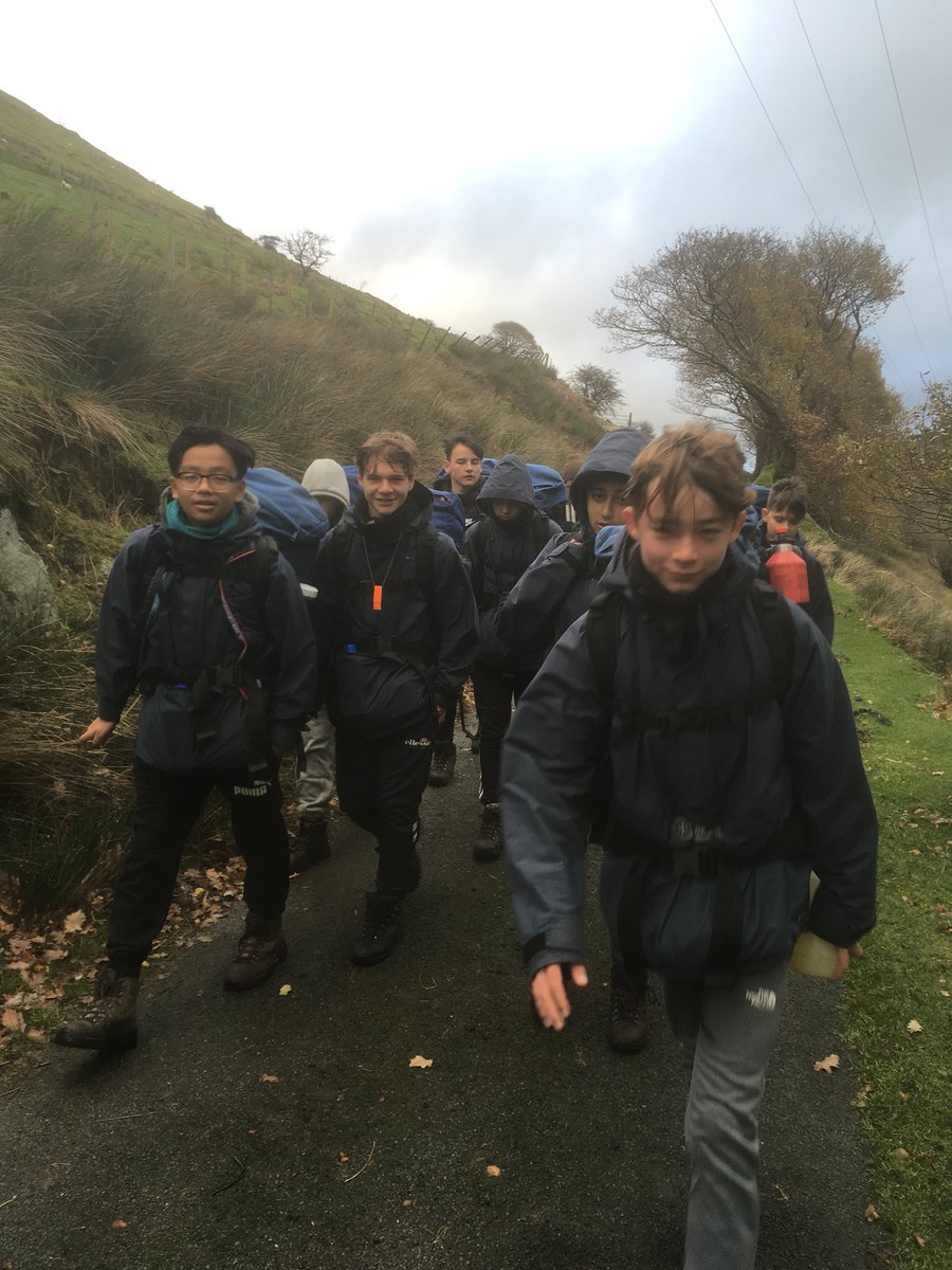 BromptonPE's tweet photo. Fantastic expedition completed for @BromptonAcademy team Mallory @OutwardBoundUK with @hs_henrysangels @HenryScheinUK Great effort team! https://t.co/6K8Czlgt2B