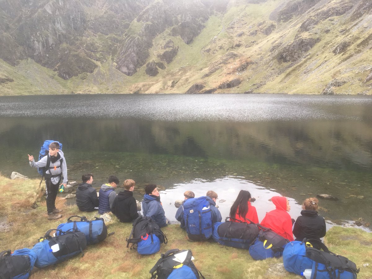 BromptonPE's tweet photo. Fantastic expedition completed for @BromptonAcademy team Mallory @OutwardBoundUK with @hs_henrysangels @HenryScheinUK Great effort team! https://t.co/6K8Czlgt2B