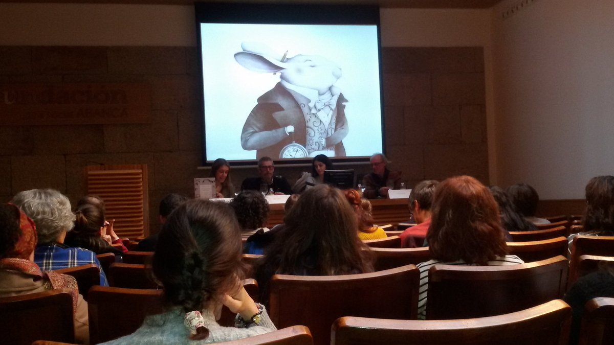baiaeditorial's tweet photo. Comezamos a mesa redonda #Olladasilustradas con #XoséCobas, #EsterGarcía e o ilustrador de natureza de #BaíaEdicións, #CalrosSilvar no #SimposioAGE17 https://t.co/M7TbzwNFVl