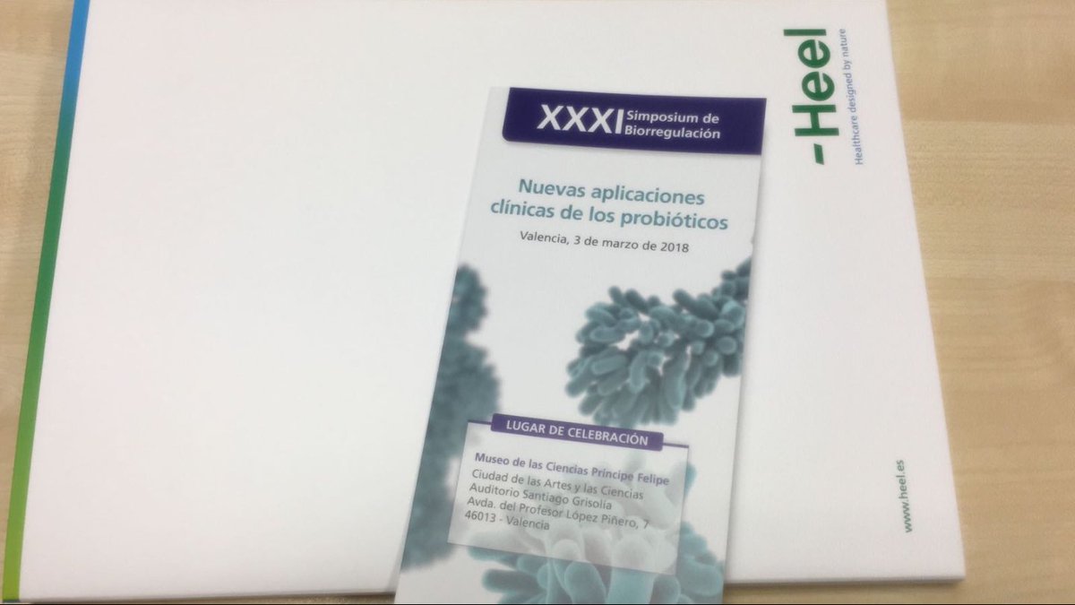 SKCS_SKINCARESS's tweet photo. Seguimos en las jornadas de @heelspain aprendiendo sobre #probiotocos en #Valencia #FarmaciaAmparoBurgos https://t.co/6UtKBIH6Ik