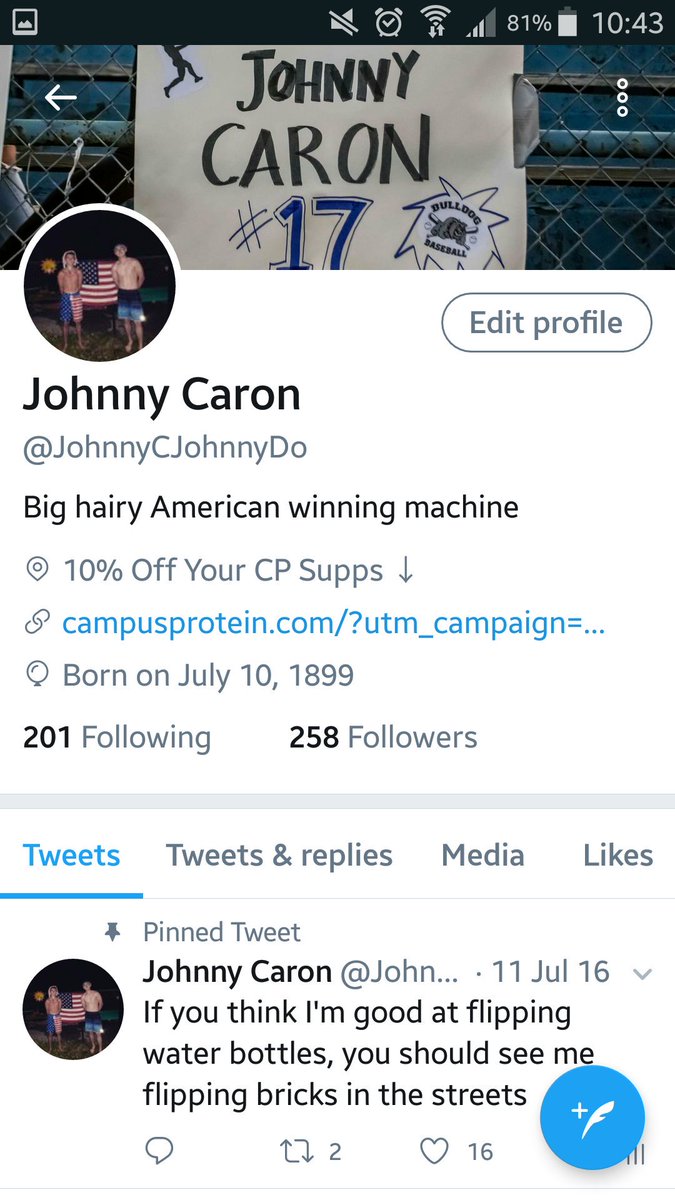 JohnnyCJohnnyDo's tweet photo. Wonder where you got the inspiration for your bio, @cdiver25 https://t.co/zs82vxnmhw