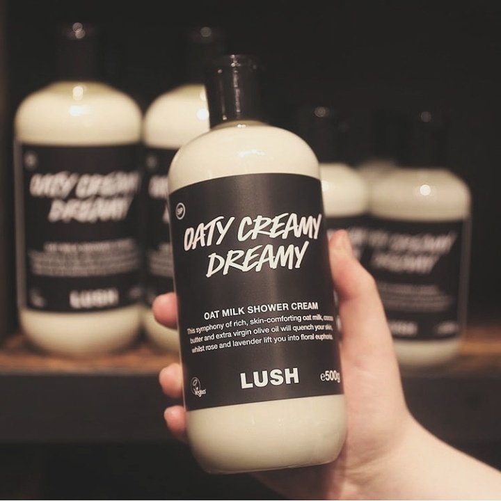 ChesterLush's tweet photo. Brand new product alert🙌! A divine blend of cooling oat milk, soothing lavender, creamy cocoa butter combined with olive oil, keeps your skin angelically smooth, while rose water &amp; calming chamomile blue oil soothe tantrums, taking delicate skin to cloud nine. Dream Cream-esque! https://t.co/hb1dKTlZb8
