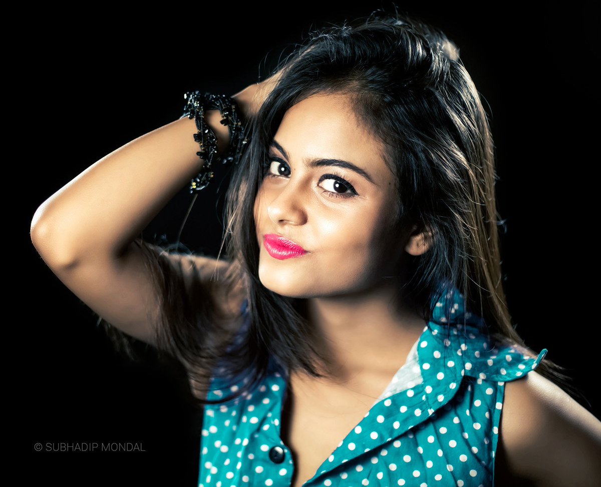 subhadipFC's tweet photo. LINK : https://t.co/OTeS4SMQCP | #Photoshop #PhotoshopTutorial #PhotoEditing #PhotoEditingTutorial #RetouchingTutorial #HighEndRetouching #PortraitRetouching #StudioPortrait #PhotoshopTips #PhotoshopTricks #FashionPhotography #Fashion #Model #ModelPortfolio #ModelShoot #Beautiful https://t.co/xuuQaEgnwc