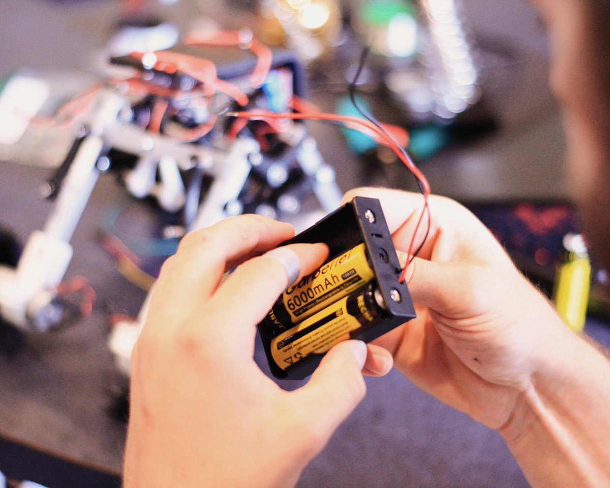 engr1201's tweet photo. Some need caffeine to function, others need batteries!
Taking a closer look at the battery pack before installation on our state of the art DSTR
@blinngineer #BlinnEngineering #ThanksMXET #cc3200 https://t.co/hskjOT0qXe