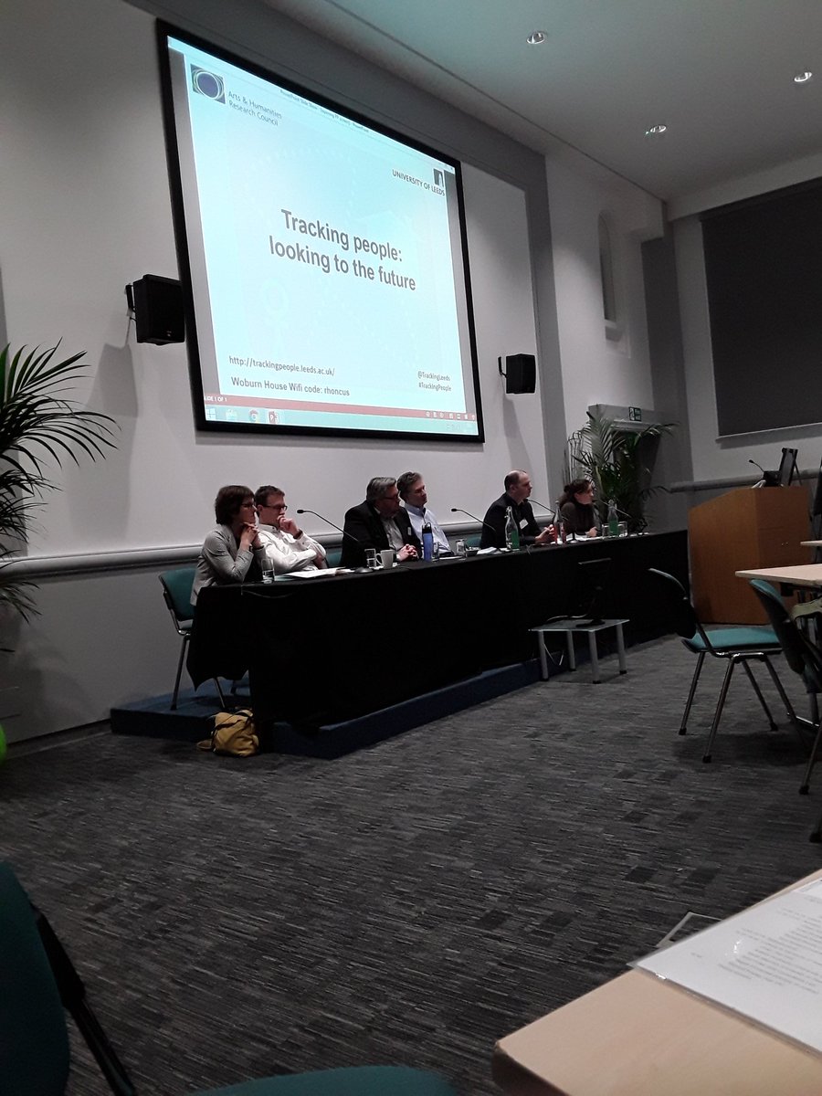 TrackingLeeds's tweet photo. Lots of questions and comments to the final panel of the #trackingpeople conference https://t.co/Gqz90uTjR7