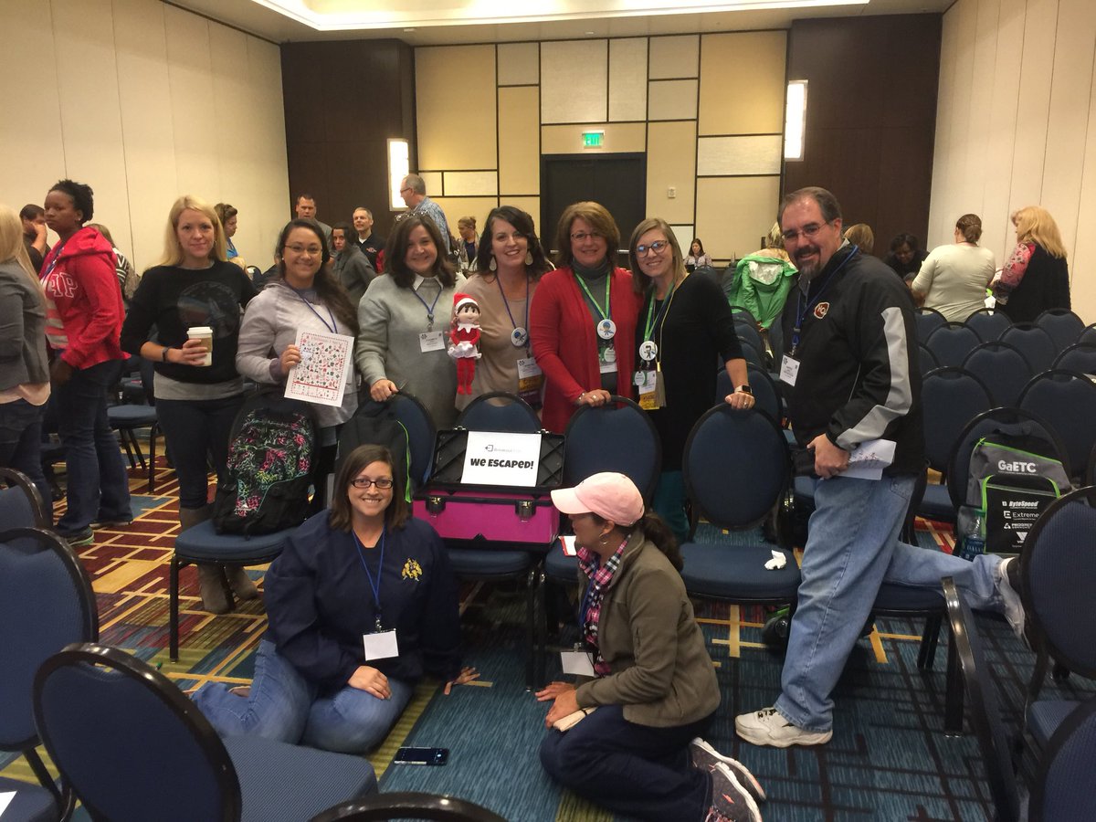 Jenrives's tweet photo. Christmas Breakout at #GaETC17 We broke out! https://t.co/0RWZuTturV