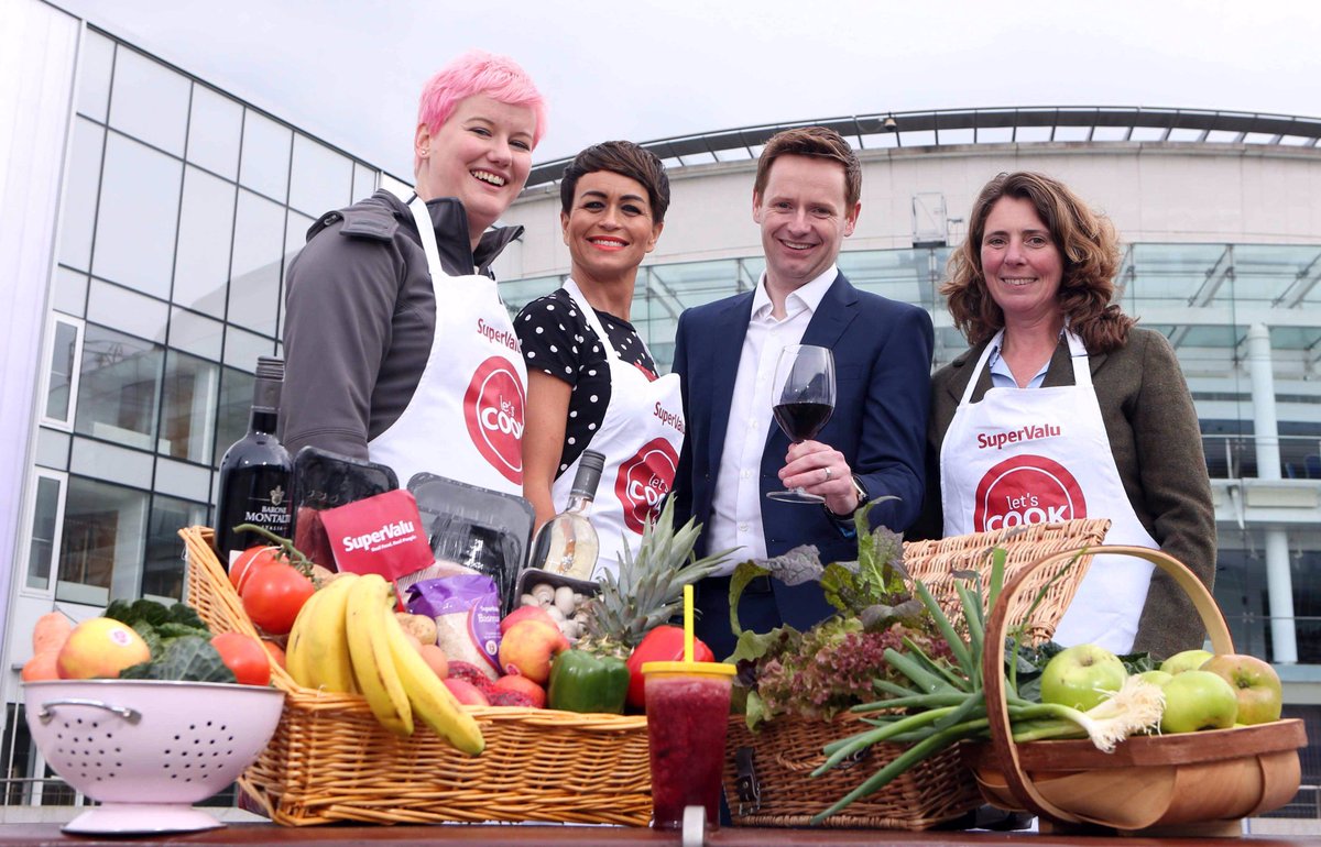 SuperValuNI's tweet photo. Join us at @BBCGoodFoodShow Waterfront Hall, Belfast this weekend!
Be inspired by iconic chefs and local heroes, including SuperValu ambassadors @ShrinkFitness @littlepinksarah &amp; @JillyDougan who will be sharing their culinary knowledge. https://t.co/KZXfNkJ6A7