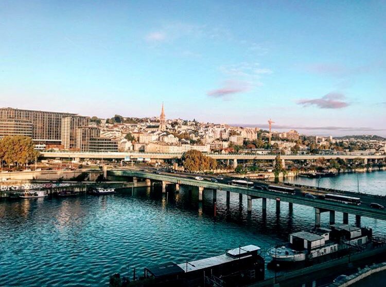 PanosXidonas's tweet photo. Good afternoon from @ESSCA_Ecole, #Paris! The #FIN421 MSc class in #QuantitativeFinance starts at 2 PM and this is our classroom view! https://t.co/KYLsI43WQc