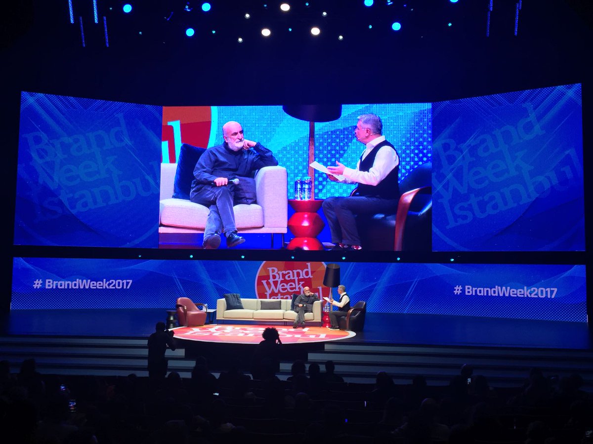 brandweekist's tweet image. Hayatlarımız ve Hikayelerimiz bölümünde, Brand Week Istanbul 2017 onur konuğu Yavuz Turgul, Yekta Kopan ile şimdi Tiyatro Sahnesi’nde! #LegendsofEntertainment