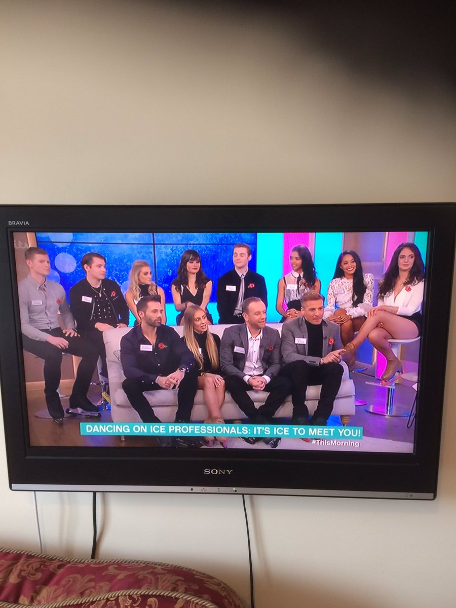 RuthHandley_1's tweet photo. @thismorning#shockingmanspread. https://t.co/CaFIUgyEI4