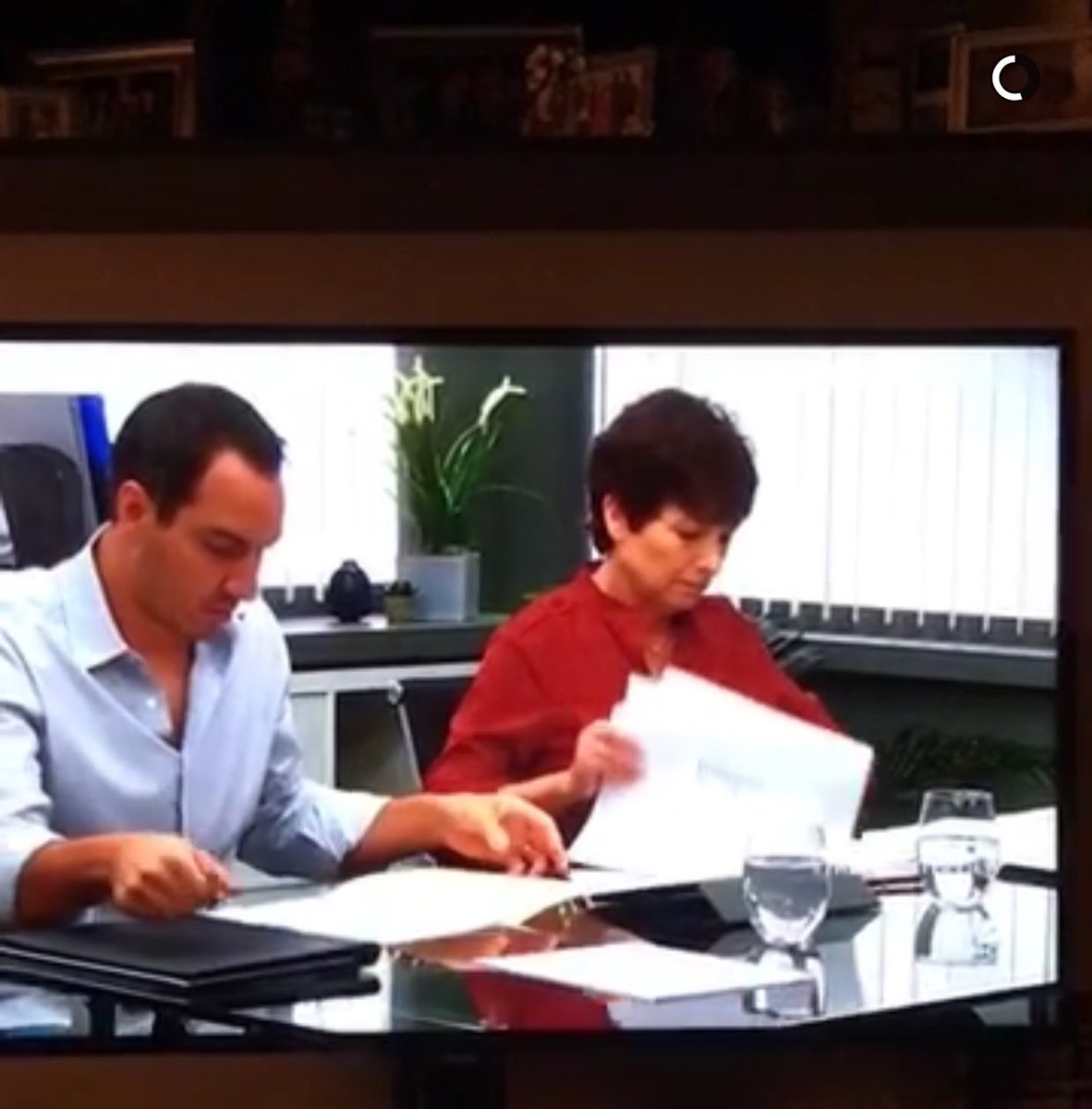 TothsTweets's tweet photo. #Snapsfromlastnight: my amazing friends tuning in to #thejobinterview series premiere! https://t.co/UNyYGbZhqQ