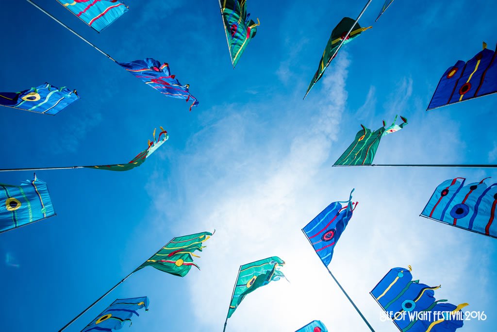 We can't wait to let you know what we have in store for you at #IOW50. Make sure you head to isleofwightfestival.com tomorrow morning to access early bird tickets at a reduced rate! 🙌🏻