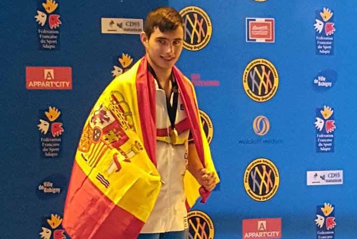 marbella24horas's tweet photo. Impresionante gesta la conseguida por el marbellí Manuel Montoya del @cnmarbella en el Campeonto de Europa https://t.co/7fdi1W9axO https://t.co/cU2rmnxHAy