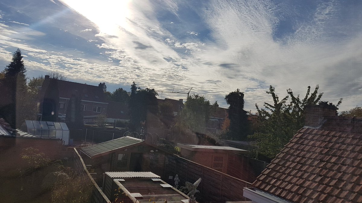 k53828792's tweet photo. Roeselare om 12u33 wisselend bewolkt https://t.co/0mHncee39o