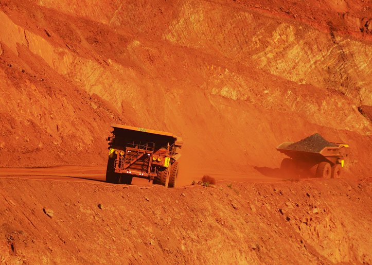 MiningMagazine's tweet photo. #Decmil Australia has been awarded a new A$75 million contract by @BHP to upgrade and expand the #MullaMulla #accommodation village https://t.co/lvuDwgB86L #mining #expansion https://t.co/pPboXS6JwG