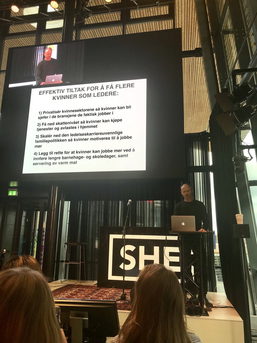 emmahartlandg's tweet photo. .@EiaHarald med klare anbefalinger for å få flere kvinnelige ledere i næringslivet #SHEFuture #SHEconference https://t.co/zuBwZttZqS
