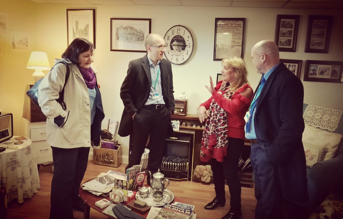 Issie_H21's tweet photo. Great to show @tomstannard @TimEnglsh @OldhamCouncil round our #memoryroom #CIW17 #olderpeople #loveoldham @jan_crompton #lotsofgoodthingshappening https://t.co/Xw0Qzmxnh3
