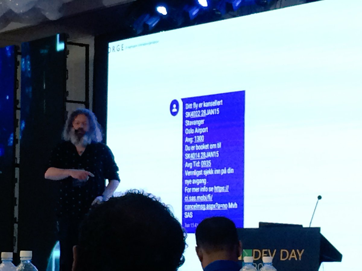 asankanissanka's tweet photo. End of an informative day... final keynote @devdaysl #DevDay2017 https://t.co/8VfLWBwuCz
