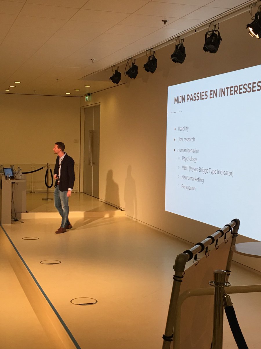 Ecominsights's tweet photo. Nu is het podium voor Sjoerd Wallinga van @Concept7 #ecominsights https://t.co/Gi8CdegX96