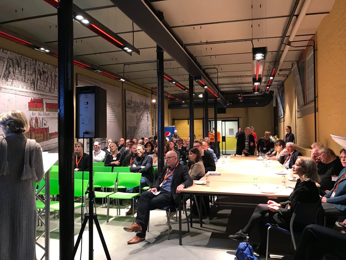 EefjevanDuin's tweet photo. Ruim 60 toehoorders, deelsessie #NMC2017 kansen in #krimp helemaal vol geboekt! ;-D Leuk! #agrarisch #erfgoed #groningen @PakhuisLibau https://t.co/ja7BXciD0E