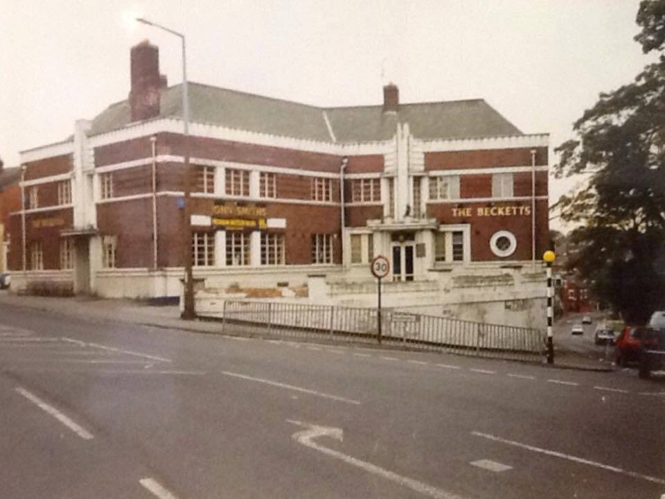 RT if you remember The Becketts Arms!

#Meanwood #Leeds