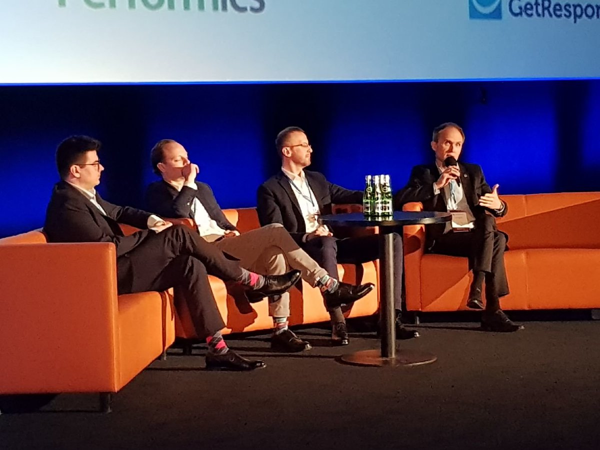 a_piekarczyk's tweet photo. Gościmy na Forum Gospodarki Cyfrowej w Warszawie! 🙂@ecommercepolska, dziękuję za zaproszenie i możliwość uczestnictwa w inspirującej dyskusji podczas panelu "Transformacja cyfrowa okiem zarządów przedsiębiorstw". #ecommerce #forumgospodarkicyfrowej #biznes #B2B https://t.co/vjN0rYvDy6