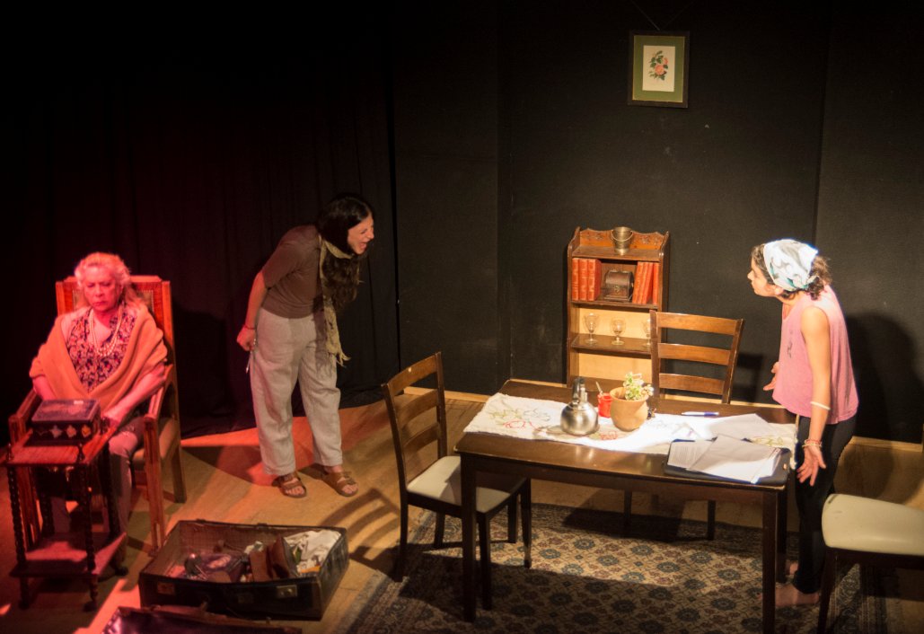 TeatroEnLaPlata's tweet photo. ÚLTIMA FUNCIÓN de "La sangre quieta" este #sábado 11/11 a las 23 en La Plata. No te la pierdas. #BuenJueves https://t.co/DbtTKpfvrx